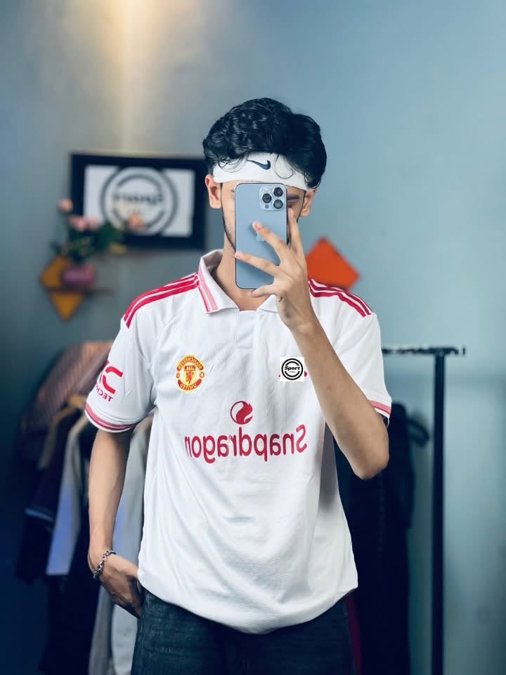 Manchester United Concept Jersey