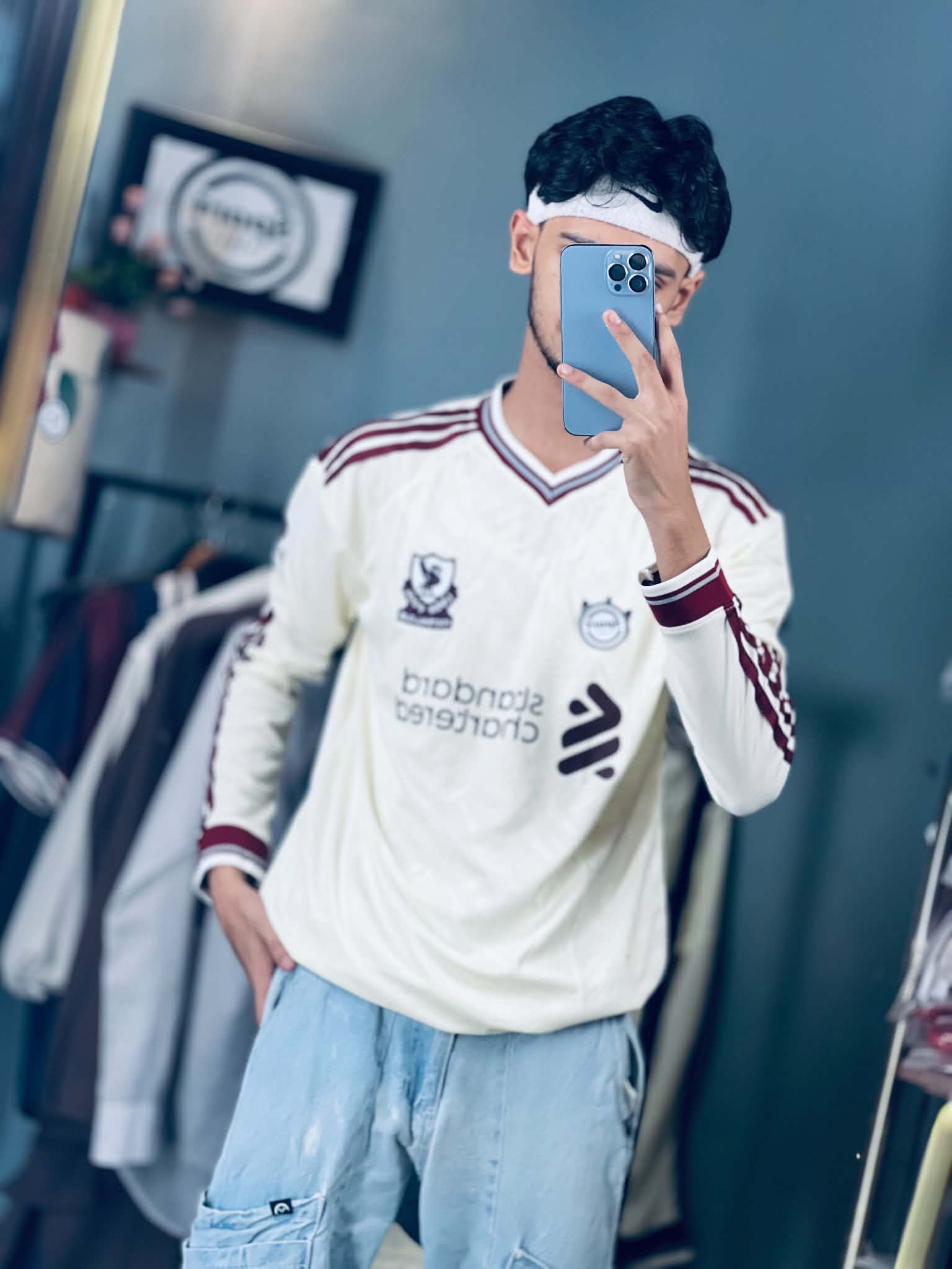 Liverpool F.C.Away Jersey